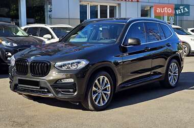 Внедорожник / Кроссовер BMW X3 2018 в 
