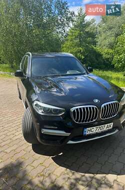 Внедорожник / Кроссовер BMW X3 2018 в 