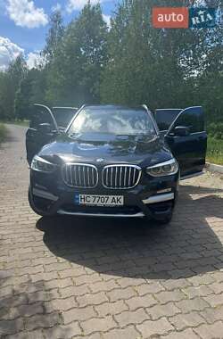 Внедорожник / Кроссовер BMW X3 2018 в 