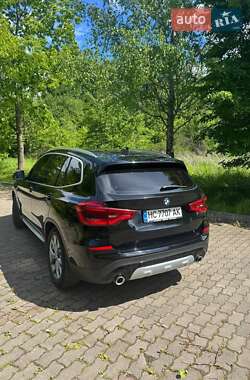 Внедорожник / Кроссовер BMW X3 2018 в 