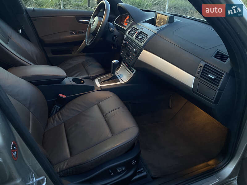 Позашляховик / Кросовер BMW X3 2008 в Луцьку