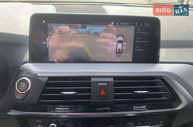 Позашляховик / Кросовер BMW X3 2021 в 