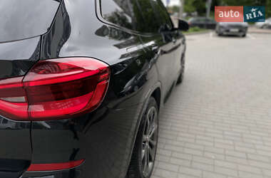 Внедорожник / Кроссовер BMW X3 2018 в 