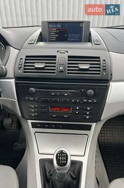 Позашляховик / Кросовер BMW X3 2008 в 