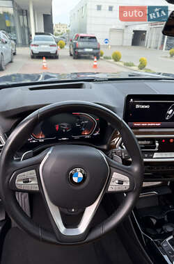 Внедорожник / Кроссовер BMW X3 2021 в 
