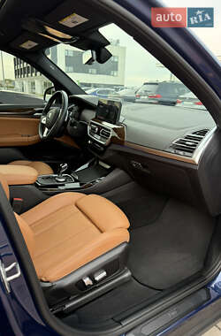 Внедорожник / Кроссовер BMW X3 2021 в 