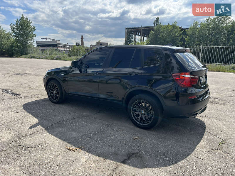 Внедорожник / Кроссовер BMW X3 2013 в Запорожье