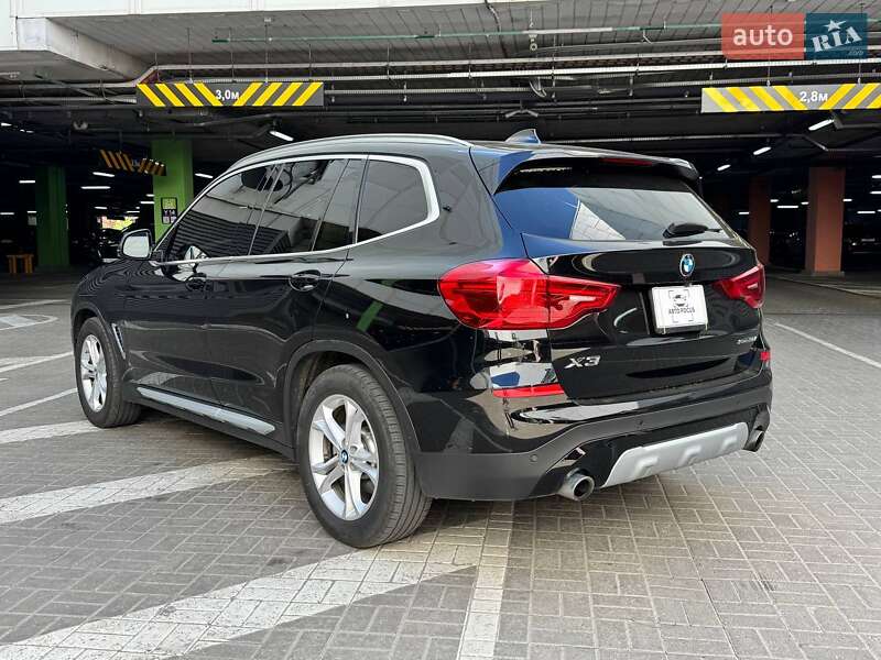 Внедорожник / Кроссовер BMW X3 2018 в Киеве