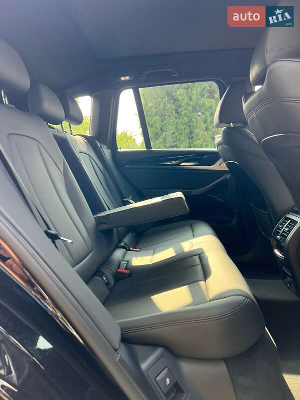 Внедорожник / Кроссовер BMW X3 2019 в Черкассах