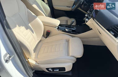 Внедорожник / Кроссовер BMW X3 2021 в 