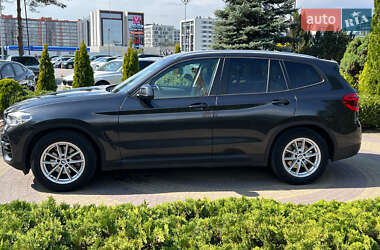 Позашляховик / Кросовер BMW X3 2018 в 