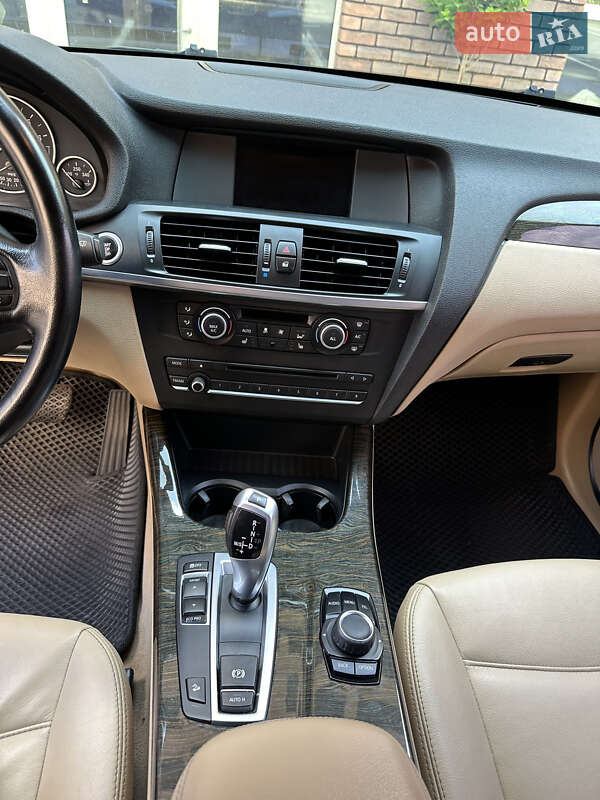Внедорожник / Кроссовер BMW X3 2012 в Киеве