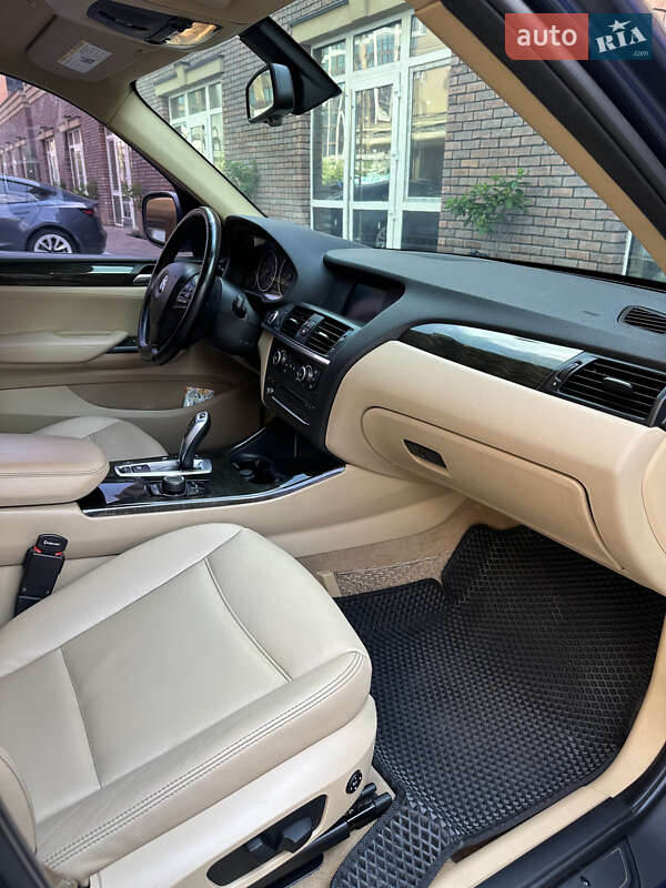 Внедорожник / Кроссовер BMW X3 2012 в Киеве