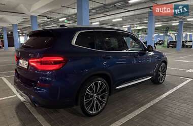 Внедорожник / Кроссовер BMW X3 2017 в 