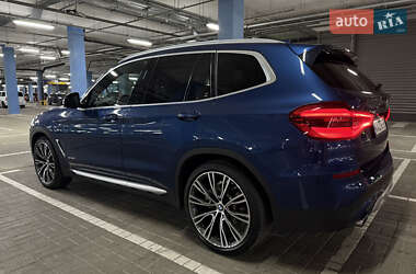 Внедорожник / Кроссовер BMW X3 2017 в 