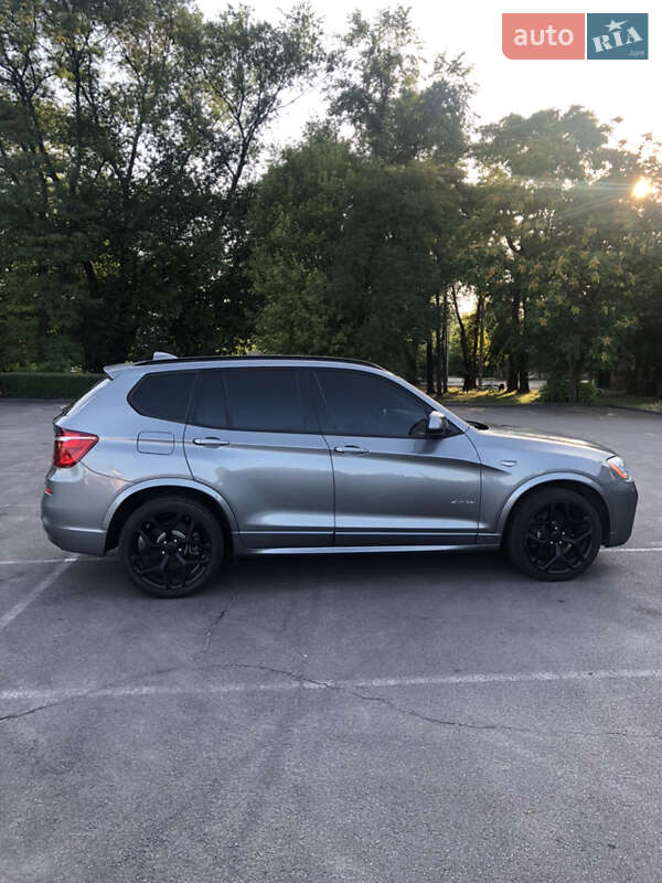 Внедорожник / Кроссовер BMW X3 2016 в Каменском