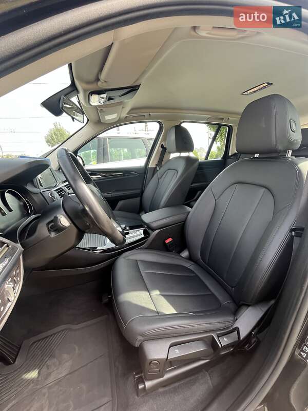 Внедорожник / Кроссовер BMW X3 2018 в Киеве фото 23 Внедорожник / Кроссовер BMW X3 2018 в Киеве