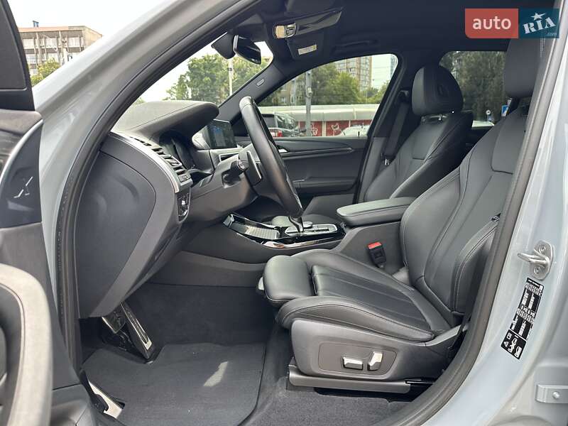 Внедорожник / Кроссовер BMW X3 2022 в Киеве