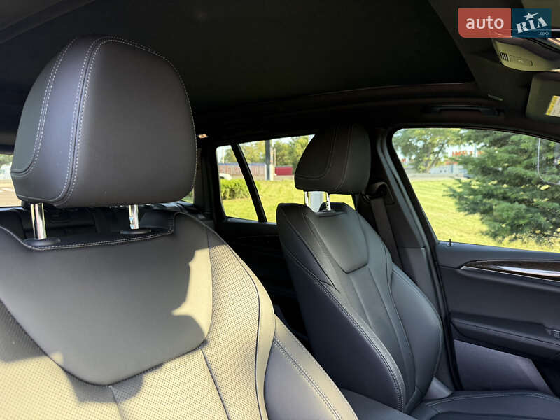Позашляховик / Кросовер BMW X3 2024 в Одесі