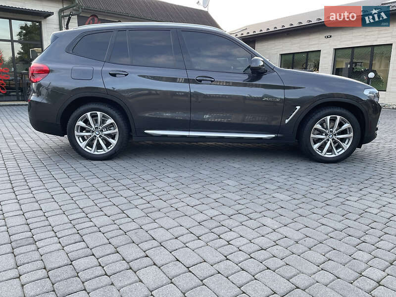 Позашляховик / Кросовер BMW X3 2018 в Коломиї