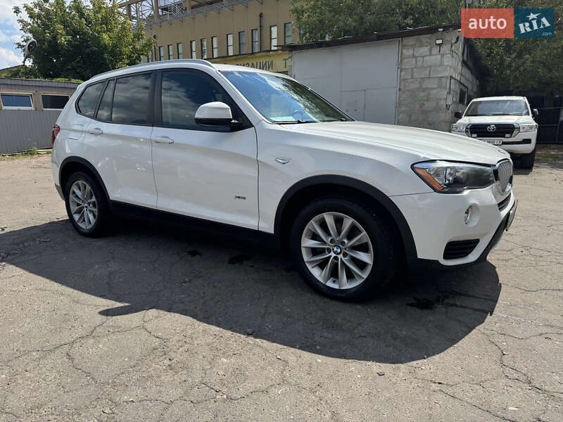 Внедорожник / Кроссовер BMW X3 2017 в Киеве