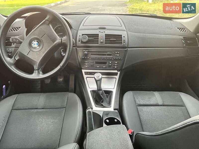 Внедорожник / Кроссовер BMW X3 2005 в Киеве