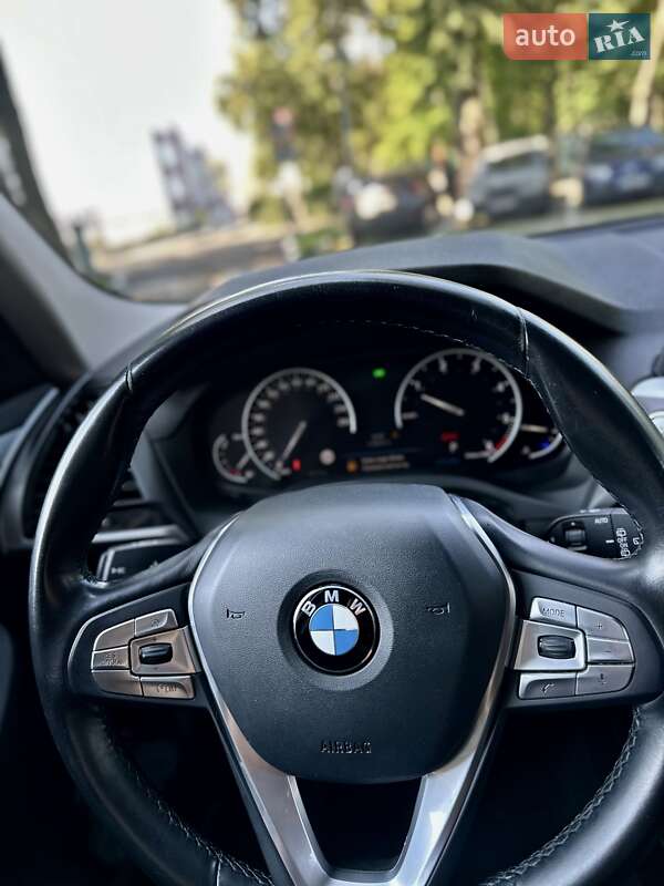 Внедорожник / Кроссовер BMW X3 2019 в Харькове