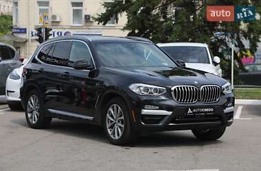 Внедорожник / Кроссовер BMW X3 2018 в 