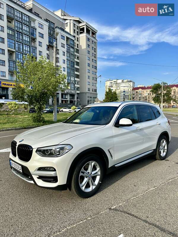 Внедорожник / Кроссовер BMW X3 2020 в Харькове