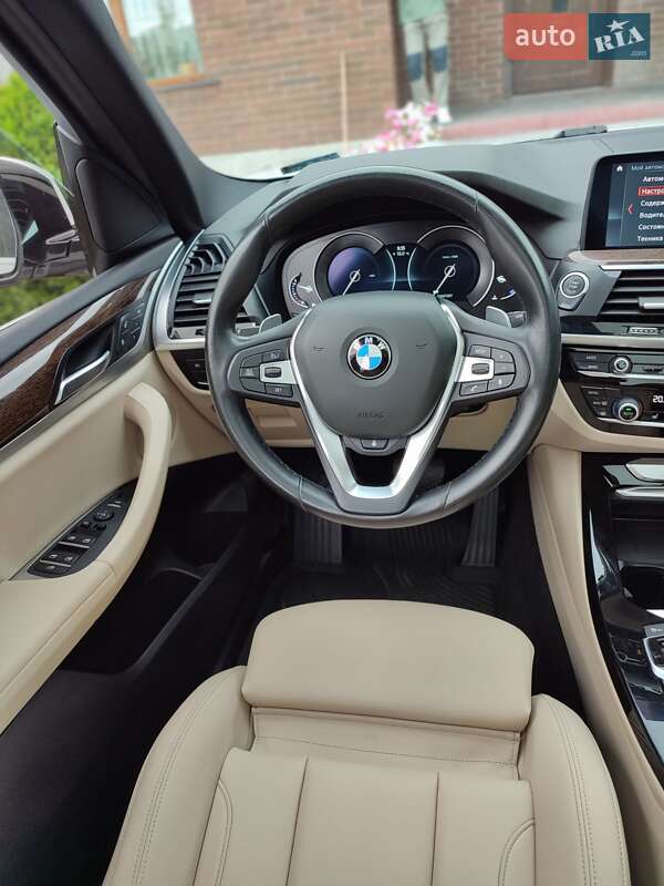 Внедорожник / Кроссовер BMW X3 2019 в Кропивницком
