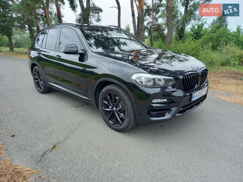 Внедорожник / Кроссовер BMW X3 2018 в Киеве