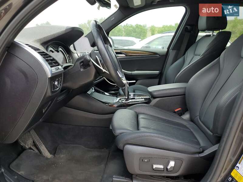 Внедорожник / Кроссовер BMW X3 2019 в Киеве