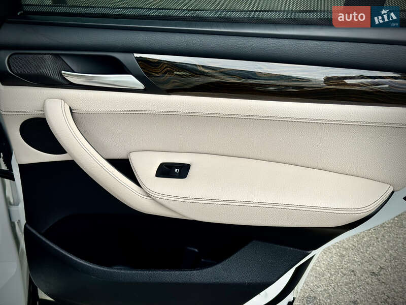 Внедорожник / Кроссовер BMW X3 2013 в Киеве