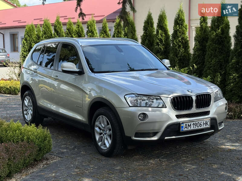 BMW X3 2011