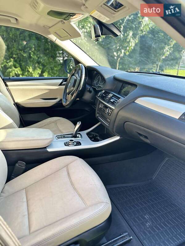 Внедорожник / Кроссовер BMW X3 2011 в Тересве