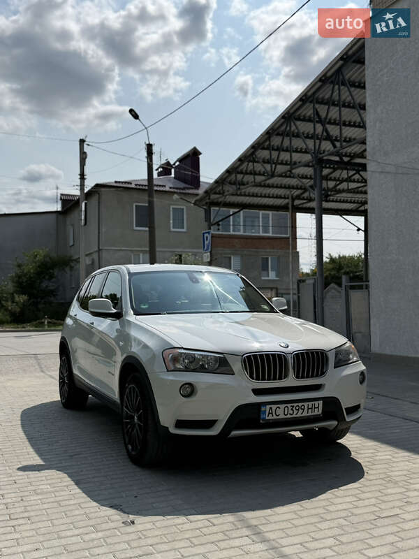 BMW X3 2011