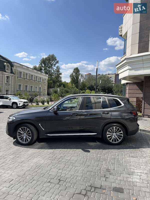 Внедорожник / Кроссовер BMW X3 2022 в Киеве