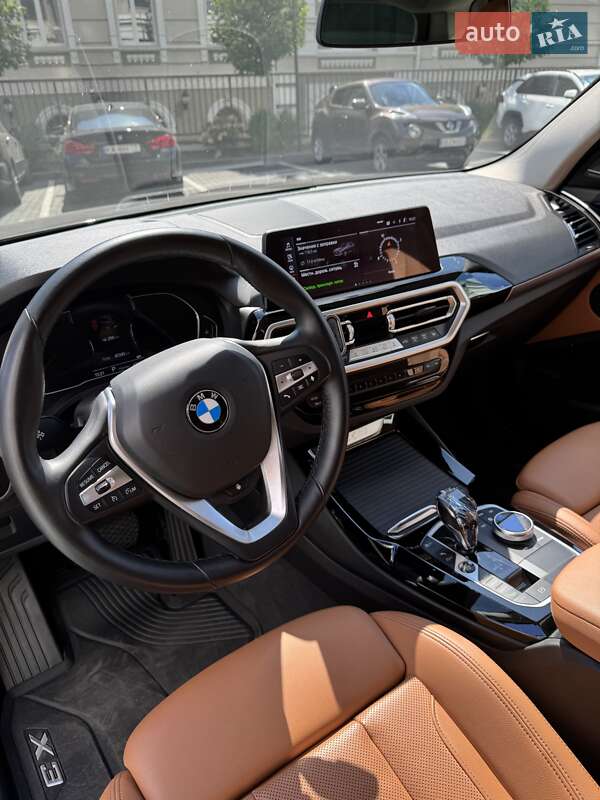 Внедорожник / Кроссовер BMW X3 2022 в Киеве