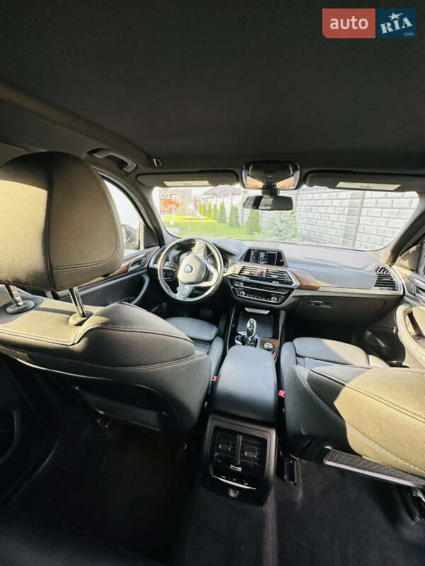 Внедорожник / Кроссовер BMW X3 2018 в Луцке