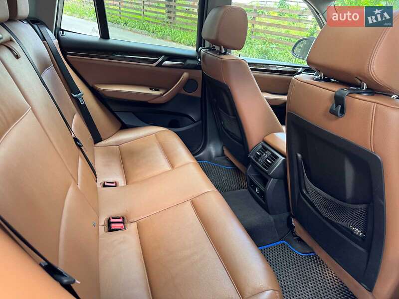 Внедорожник / Кроссовер BMW X3 2016 в Киеве