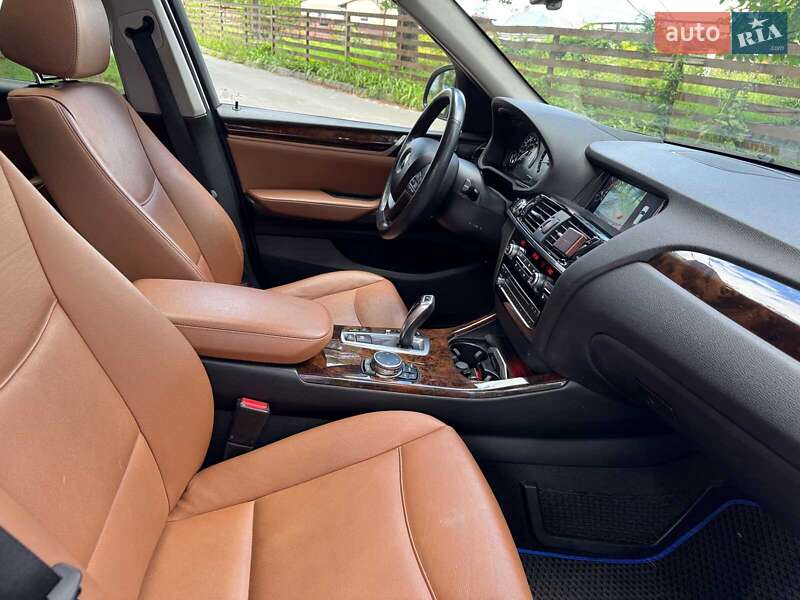 Внедорожник / Кроссовер BMW X3 2016 в Киеве