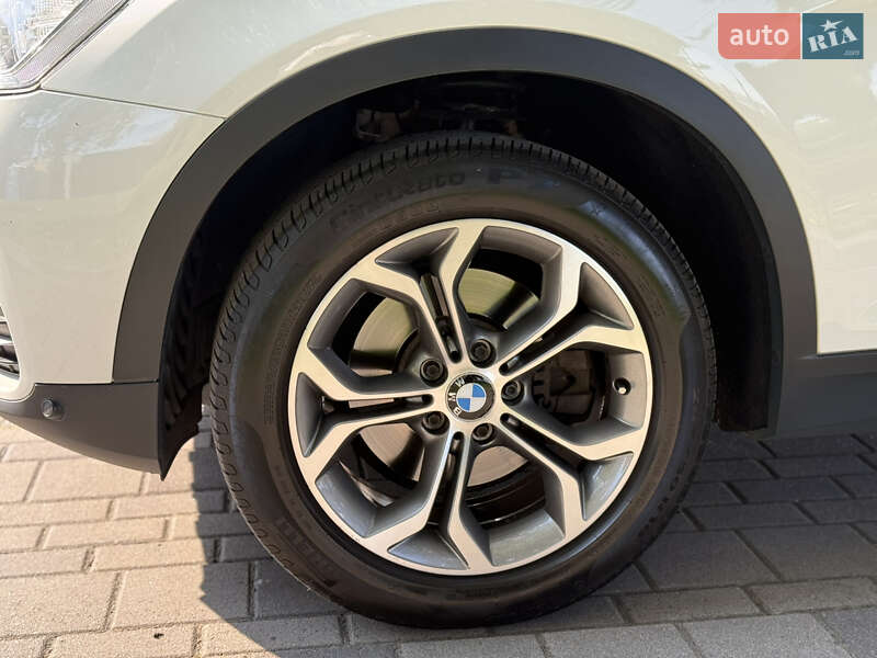 Внедорожник / Кроссовер BMW X3 2016 в Днепре