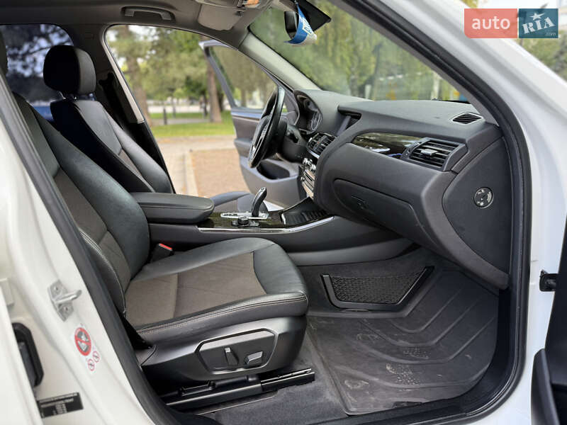 Внедорожник / Кроссовер BMW X3 2016 в Днепре