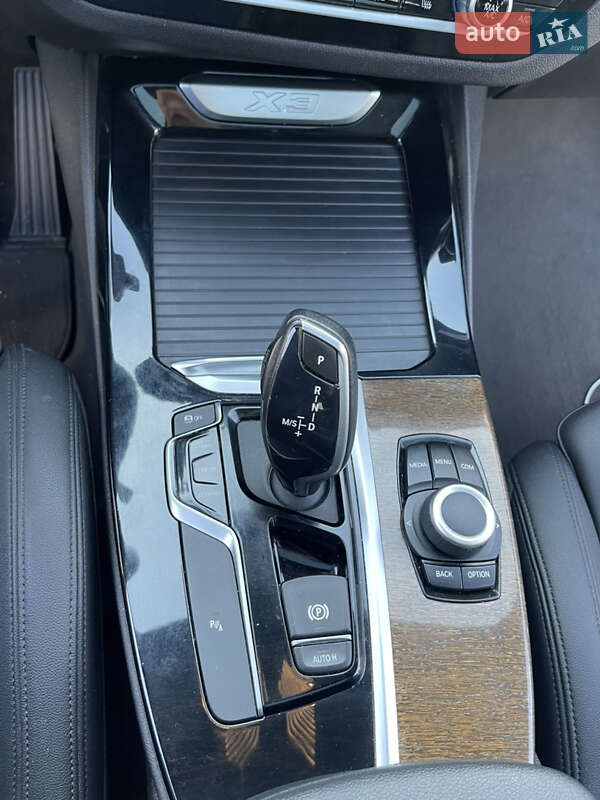 Внедорожник / Кроссовер BMW X3 2018 в Киеве