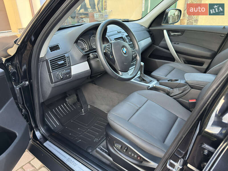 Внедорожник / Кроссовер BMW X3 2010 в Ивано-Франковске