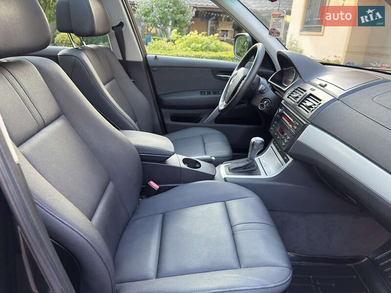 Внедорожник / Кроссовер BMW X3 2010 в Ивано-Франковске