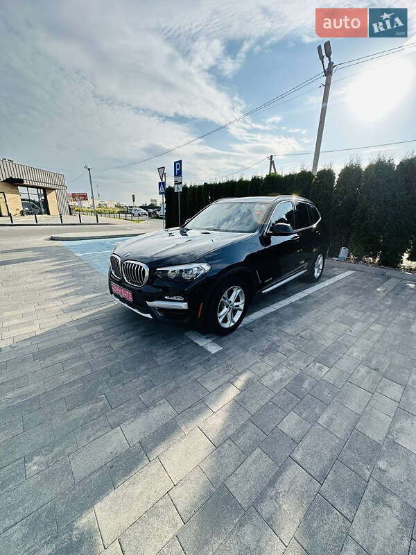 Внедорожник / Кроссовер BMW X3 2018 в Луцке