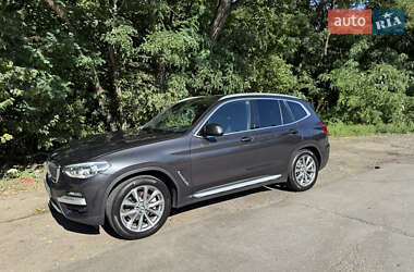 Внедорожник / Кроссовер BMW X3 2019 в 
