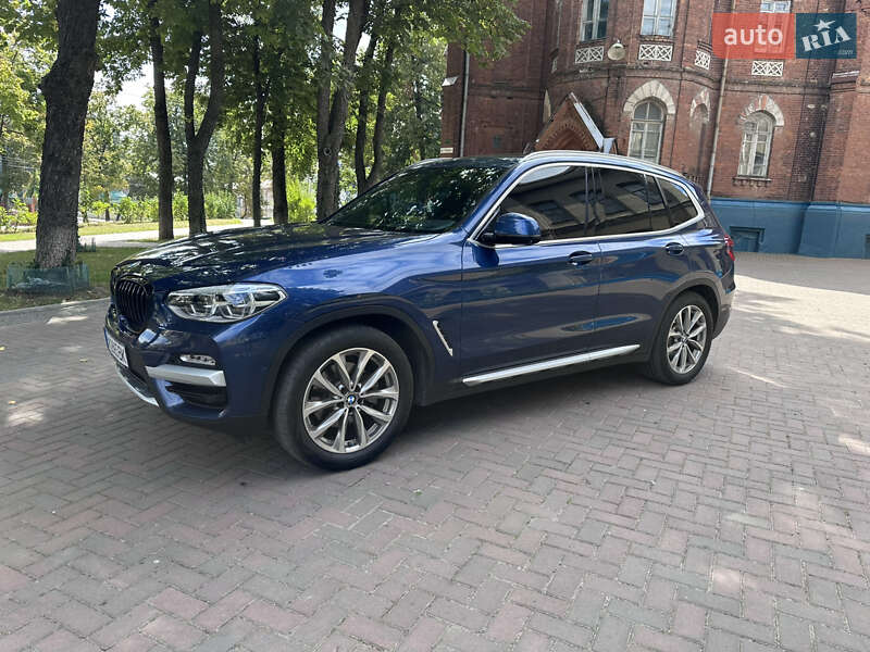 Внедорожник / Кроссовер BMW X3 2018 в Сумах