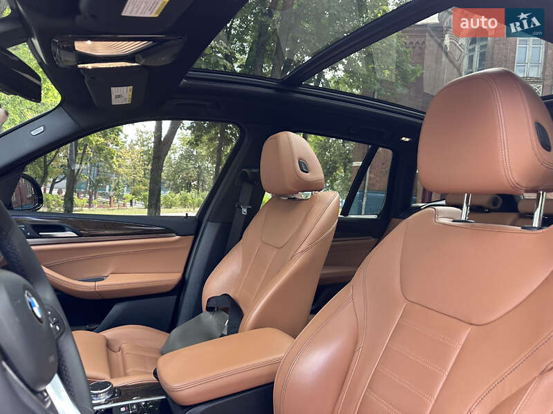 Внедорожник / Кроссовер BMW X3 2018 в Сумах